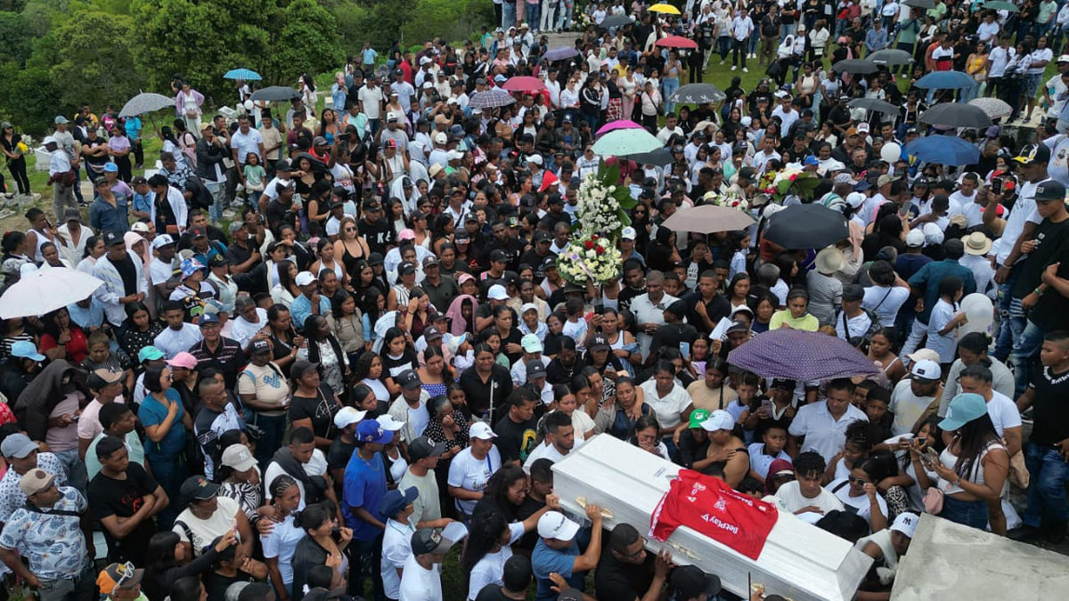 Sepelio víctimas Cajibío — Sepelio víctimas Cajibío: Despedida a fallecidos en atentado