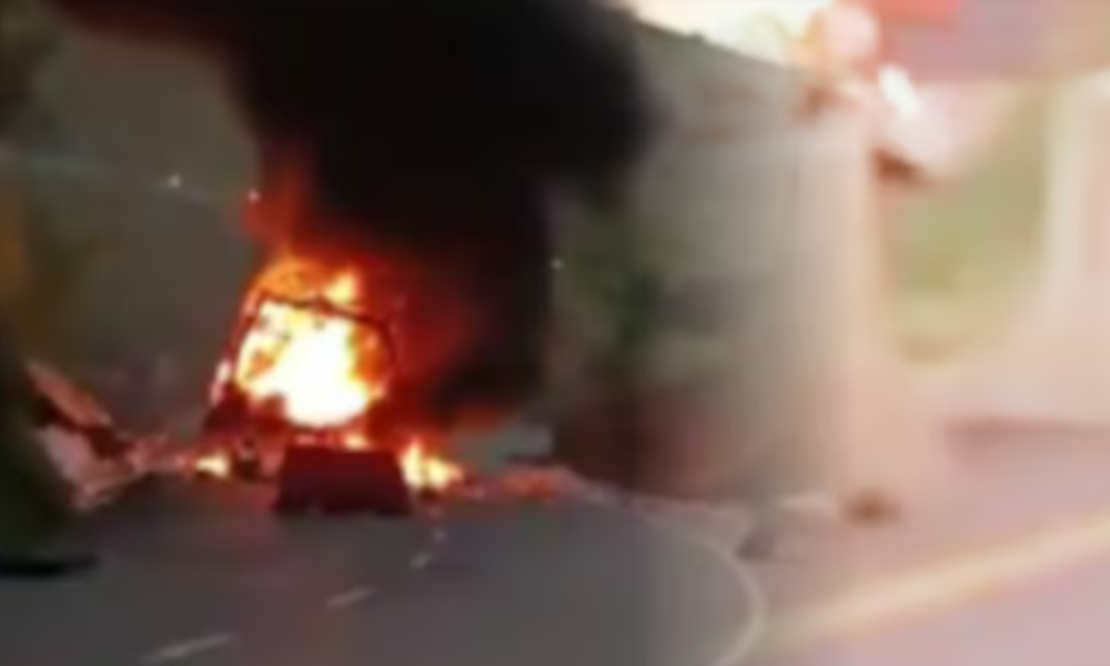 camión incinerado Quilichao — Cierre de Vía Panamericana por camión incinerado en Santander de Quilichao