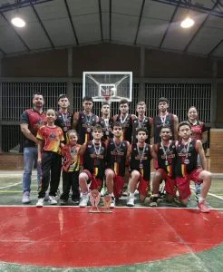Club Raptors fortalece categoría Sub-16 — Club Raptors avanza en torneo Sub-16 de baloncesto en Risaralda