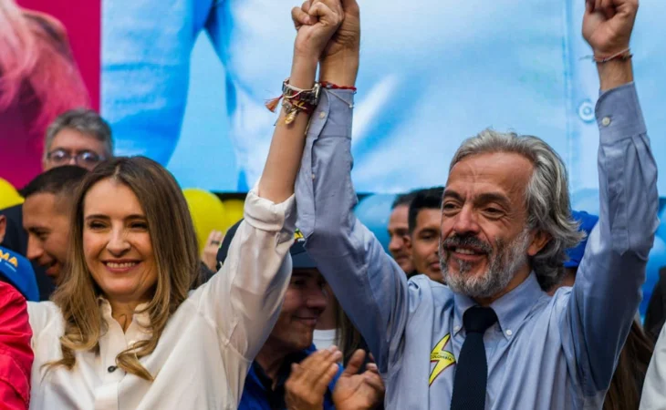 Centro Democrático respalda candidatura — Centro Democrático respalda candidatura de Paloma Valencia para presidencia 2026