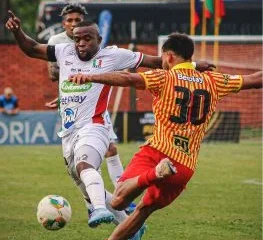 Clásico Cafetero sin goles — Clásico Cafetero sin goles: Deportivo Pereira y Once Caldas empatan fuera del Ej