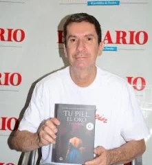 Escritor pereirano Nueva York — Escritor pereirano narra su camino literario desde Nueva York