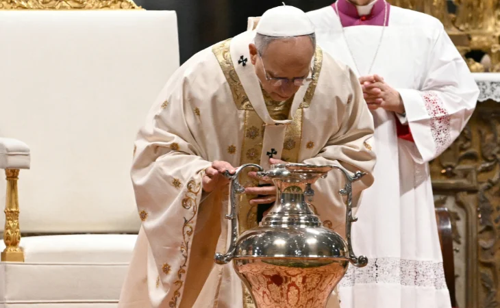 Primera Misa Crismal de León XIV — Primera Misa Crismal de León XIV: el Papa llama a la humildad en su primer Tridu