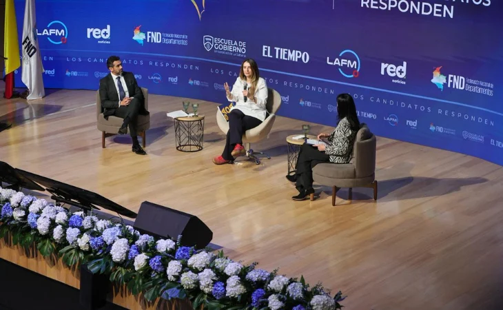 Propuestas presidenciales gobernadores — Propuestas presidenciales a gobernadores: candidaturas exponen planes en Cumbre