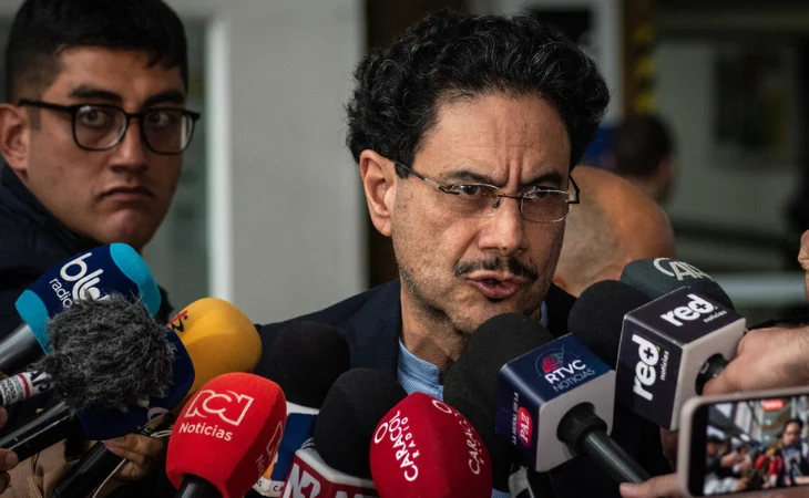 Amenazas Iván Cepeda — Amenazas Iván Cepeda: controversia entre Petro y MinDefensa por seguridad de can