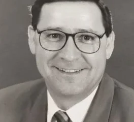 Cardenal Prevost África — Cardenal Robert Prevost Emite Fuertes Mensajes contra Corrupción y Desigualdad d