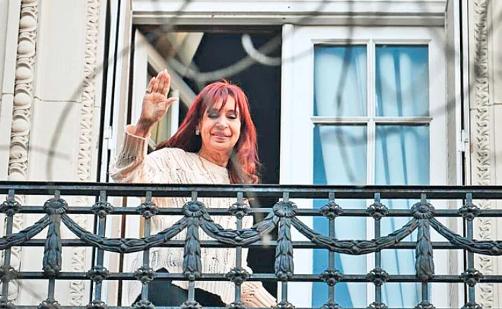 embargo bienes Cristina — Justicia Argentina Ordena Embargo de Bienes a Cristina Fernández