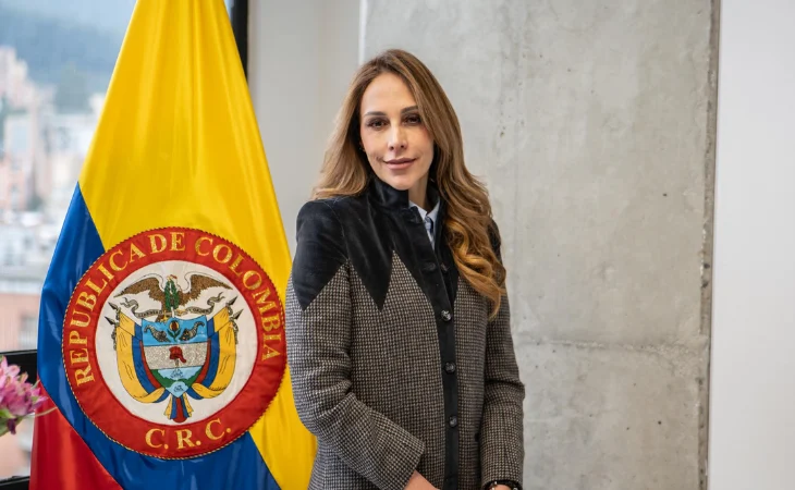 Nombramiento Comisionada CRC — Paola Vélez Marroquín: Nuevo Nombramiento Comisionada CRC en Colombia
