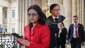 denuncia Angie Rodríguez — Denuncia Angie Rodríguez: Gerente del Fondo de Adaptación Revela Presiones y Ame