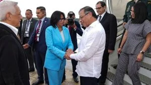 Petro Delcy Rodríguez — Petro y Delcy Rodríguez: Primer Encuentro en Miraflores por Seguridad Fronteriza