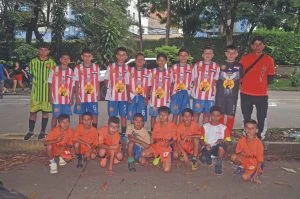 Real Furcia Dosquebradas — Real Furcia Dosquebradas: Club de Fútbol Fomenta el Desarrollo Juvenil