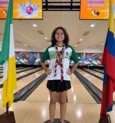 boliche risaraldense — Sara Mariño, la promesa del boliche risaraldense que continúa la tradición