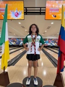 boliche risaraldense — Sara Mariño, la promesa del boliche risaraldense que continúa la tradición