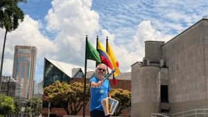 Campaña vicepresidencial Oviedo — Oviedo busca 9 millones de votos con campaña vicepresidencial de unión de sector