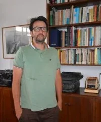 Exposición Kamel Ilián — Exposición Kamel Ilián Inaugura "Pinturas de Viaje" en el Museo de Arte de Perei