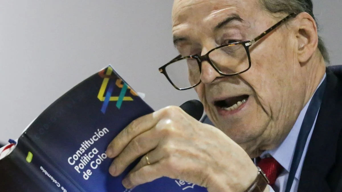 juicio Álvaro Leyva — Juicio Álvaro Leyva: Excanciller Enfrenta la Corte Suprema por Licitación de Pas