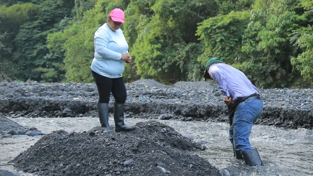 impacto finanzas carbón — Contraloría Alerta por Impacto Financiero del Carbón en Colombia
