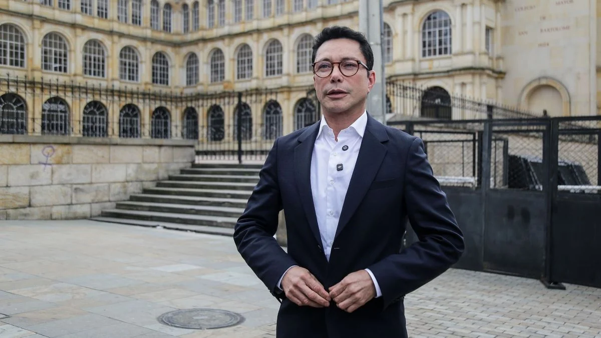 salario para estudiantes — Salario para Estudiantes: La Propuesta de Carlos Caicedo como Solución a la Dese