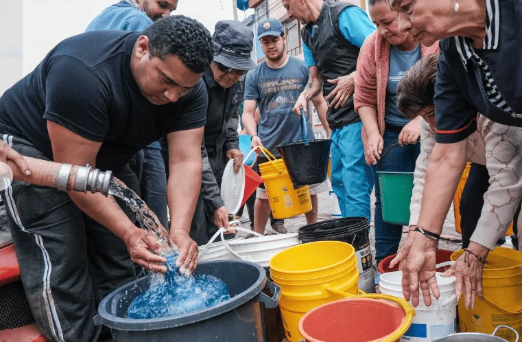 Abastecimiento agua Tunja — Tunja: Restauración del Servicio de Agua y Plan de Seguridad Hídrica
