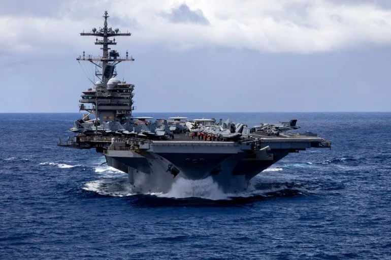 despliegue portaaviones EE. — Estados Unidos refuerza presencia naval con despliegue portaaviones EE.UU. en el
