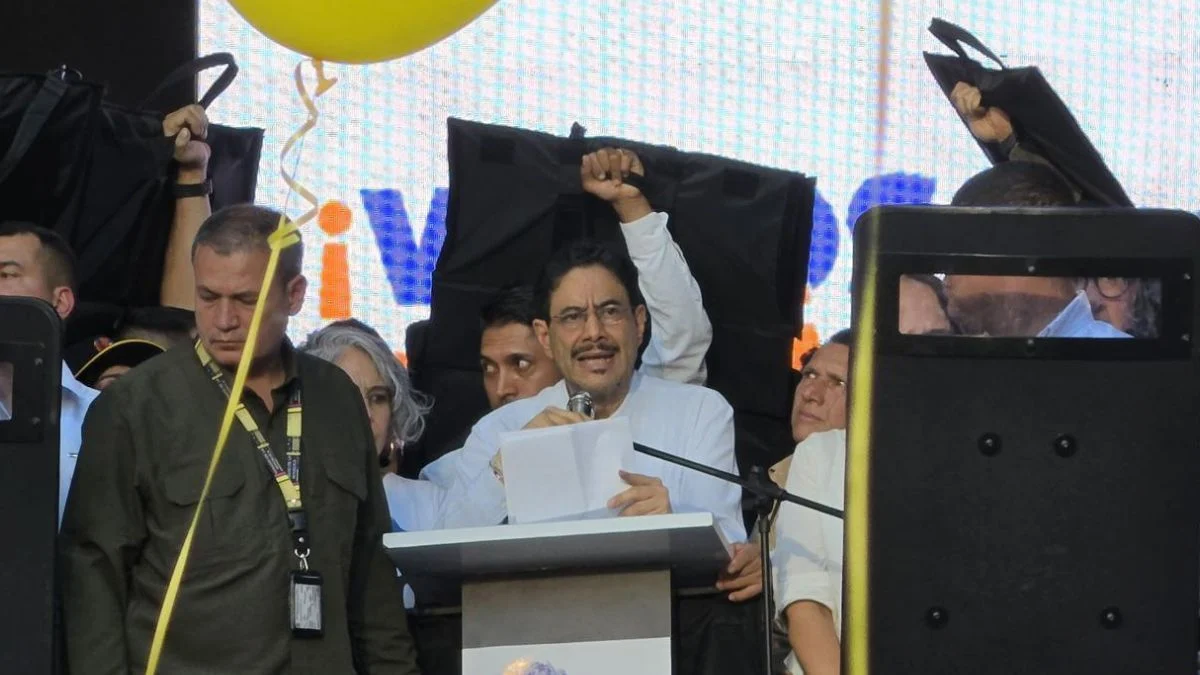 Proyecto Júpiter Cepeda — Iván Cepeda denuncia "Proyecto Júpiter" y critica a Paloma Valencia en Pereira