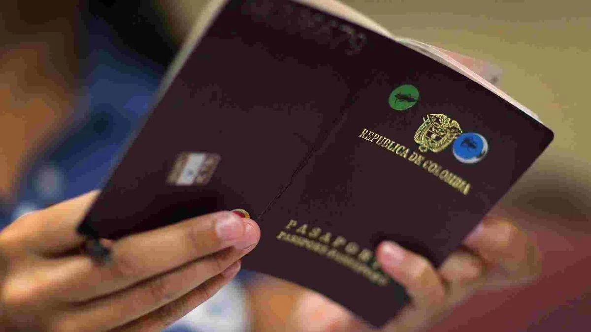 suspensión pasaportes Cancillería — Cancillería suspende expedición de pasaportes por intervención técnica al sistem