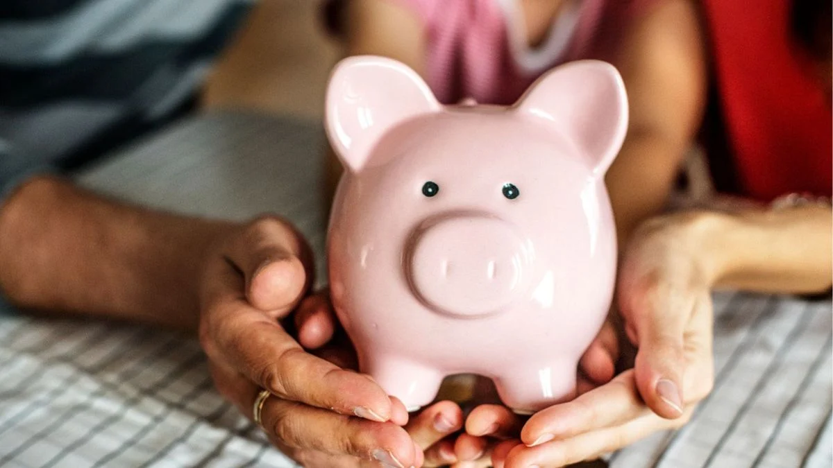 traslado ahorros pensionales — Traslado Ahorros Pensionales: Candidatos Debaten Controversia en Asofondos