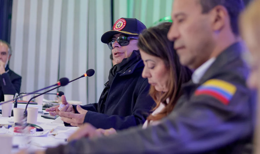 aranceles Colombia Ecuador — Aranceles Colombia Ecuador: Petro exige a Noboa eliminar tarifas para reanudar d