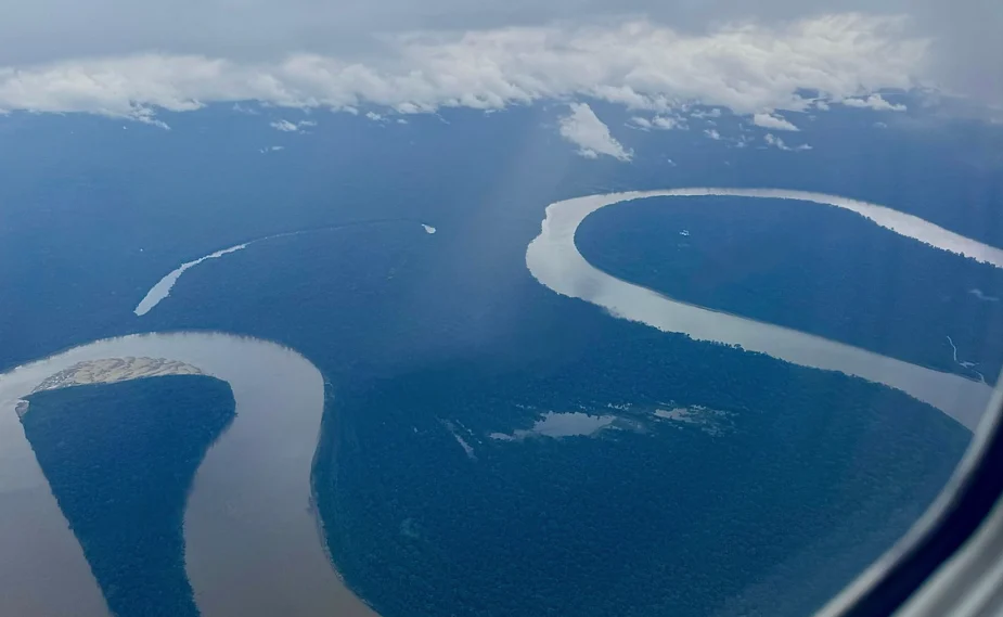 impacto minería río Inírida — Impacto de Minería Ilegal en Río Inírida Alerta a la Defensoría del Pueblo