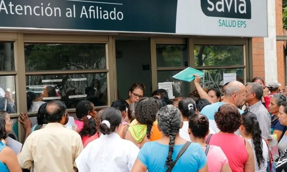 Crisis Savia Salud — Devolución de Savia Salud Revela Enorme Crisis Financiera en Antioquia