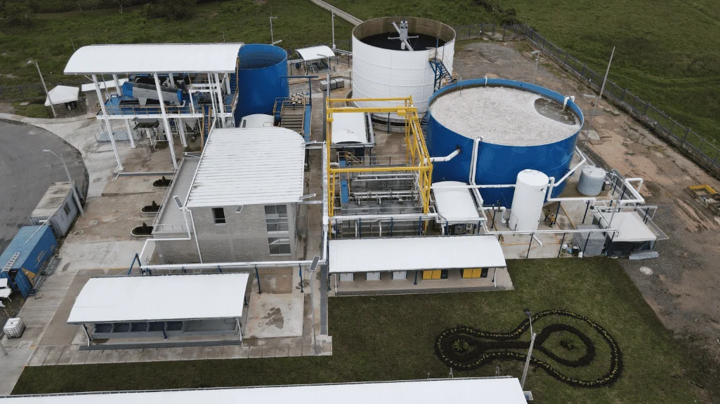 Cero descarga líquida — Cero descarga líquida: cómo la industria colombiana reutiliza el 95% del agua