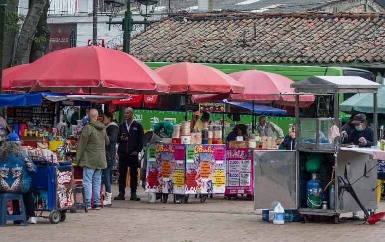 reorganizar espacio público Bogotá — Alcaldía de Bogotá lanza plan para reorganizar el espacio público y mejorar la m