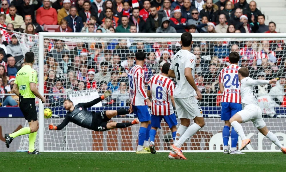 Racha negativa Valencia — Valencia busca romper racha negativa frente al Atlético en Mestalla