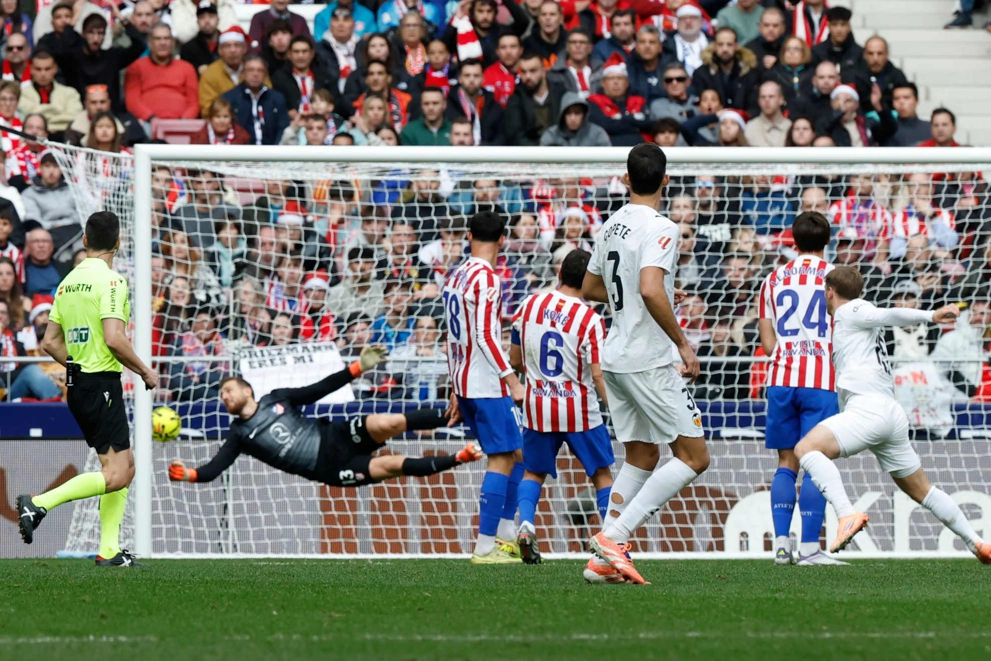 Racha negativa Valencia — Valencia busca romper racha negativa frente al Atlético en Mestalla