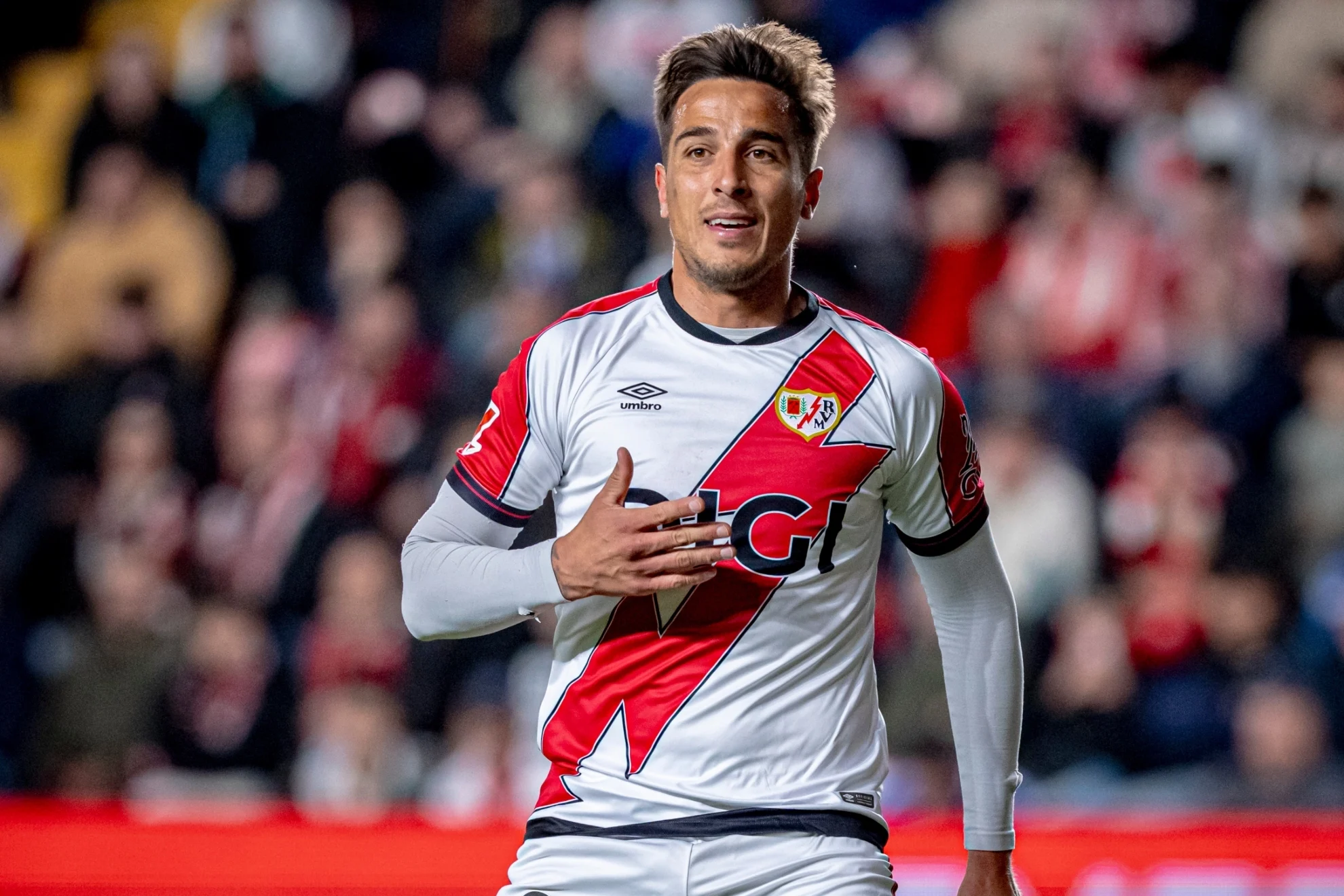 Óscar Trejo Rayo — Óscar Trejo Rayo: Futbolista Expresa Deseo de Permanencia en el Club