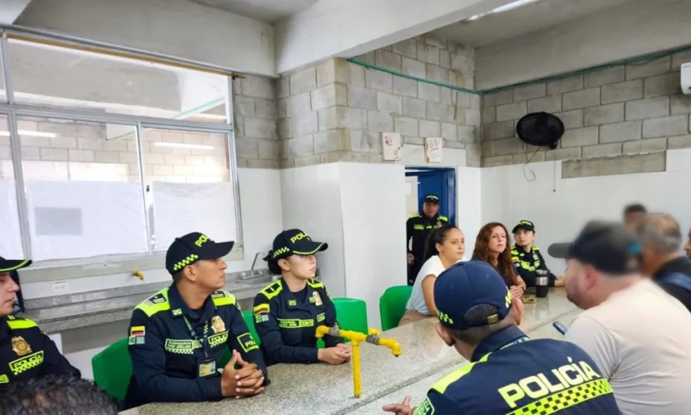 polémica panfletos Soledad — Polémica por panfletos en Soledad: estudiantes señalados, docentes a paro