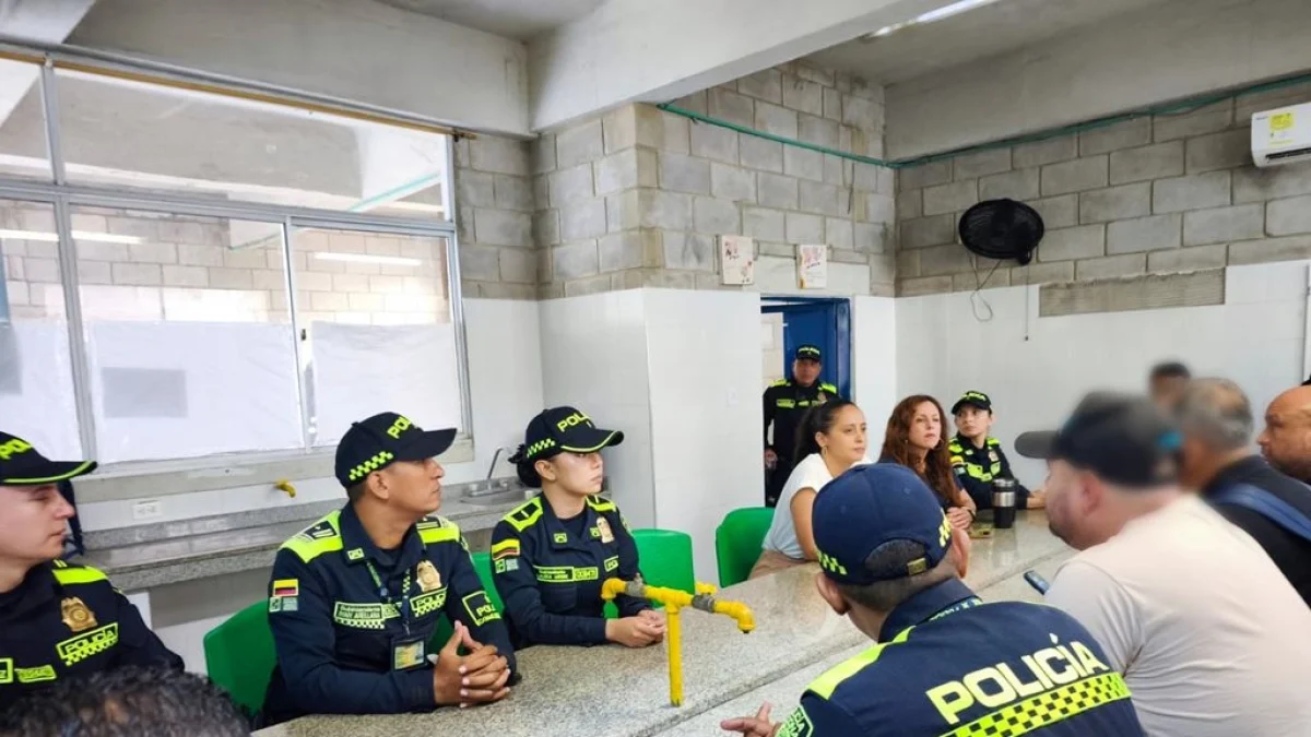 polémica panfletos Soledad — Polémica por panfletos en Soledad: estudiantes señalados, docentes a paro