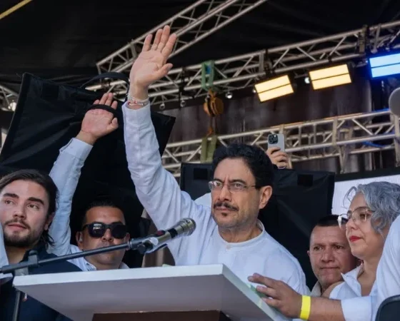 Indagación Cepeda financiación — CNE inicia indagación preliminar por financiación de campaña de Iván Cepeda