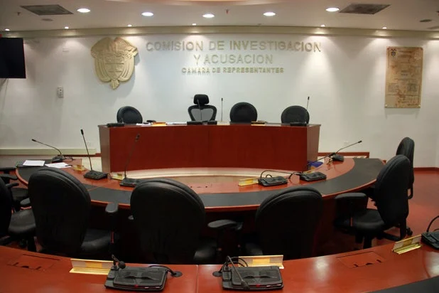 Investigación Petro política — Investigación Petro política: Comisión de Acusación abre dos procesos contra el