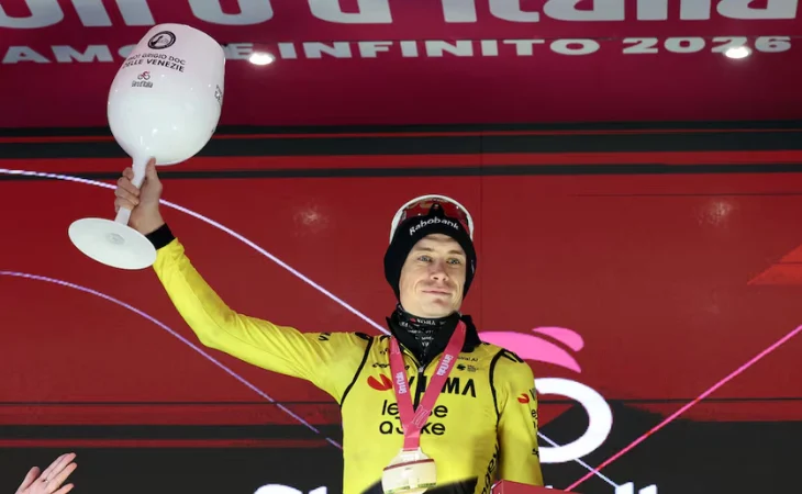Rendimiento ciclistas colombianos — Rendimiento ciclistas colombianos sobresale en etapa clave del Giro de Italia