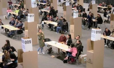 denuncia AtlasIntel — Denuncia AtlasIntel: Fiscalía investiga presunta manipulación electoral en Colom
