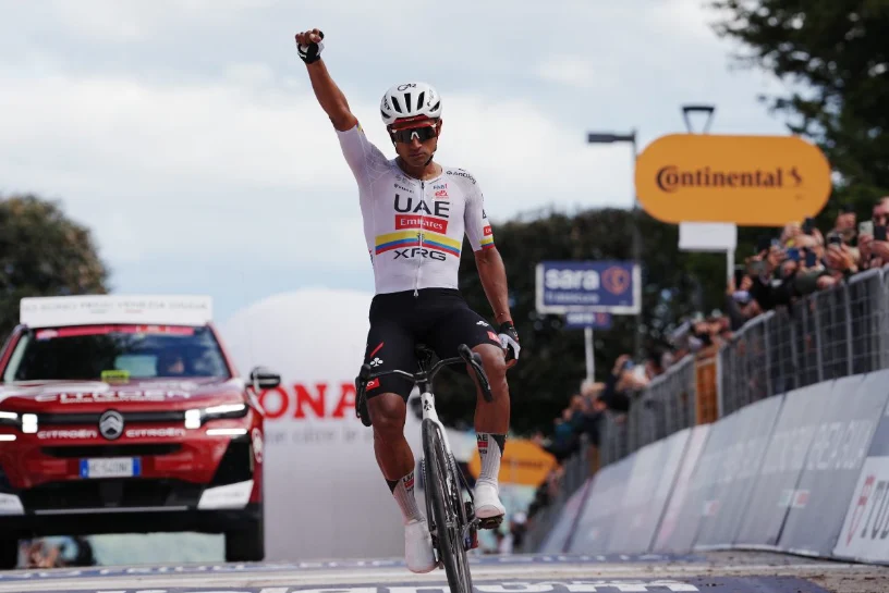Jhonatan Narváez Giro — Jhonatan Narváez Gana Tercera Etapa del Giro de Italia 2026