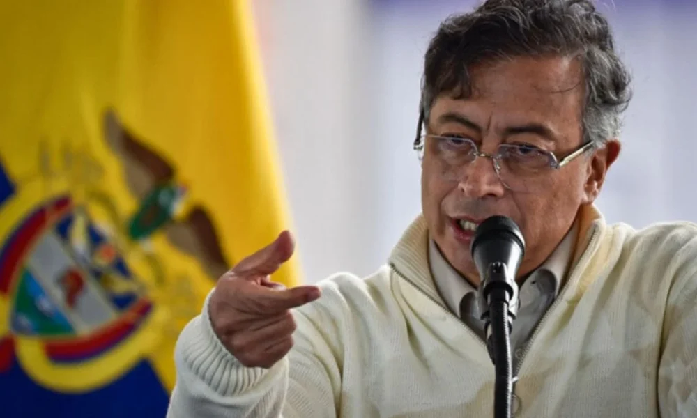 Retractación Petro periodistas — Presidente Petro cumple orden judicial y se retracta por expresiones a periodist