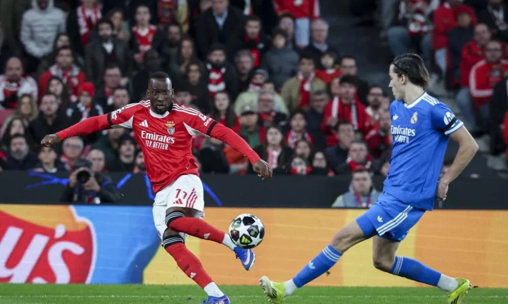 futuro Lukebakio Sevilla — El Sevilla monitorea el futuro de Lukebakio por posible traspaso