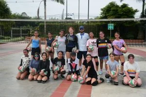 escuelas deportivas Comfamiliar — Comfamiliar Impulsa Formación en Voleibol y Fútbol con Escuelas Deportivas