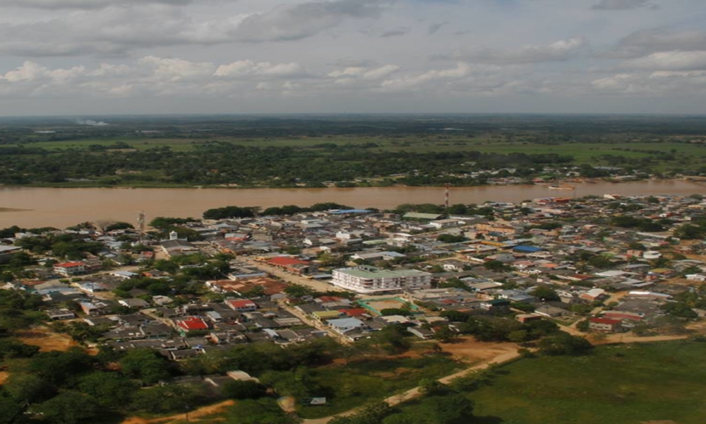 crisis humanitaria El Bagre — Crisis humanitaria en El Bagre por ataques con drones y disputa armada