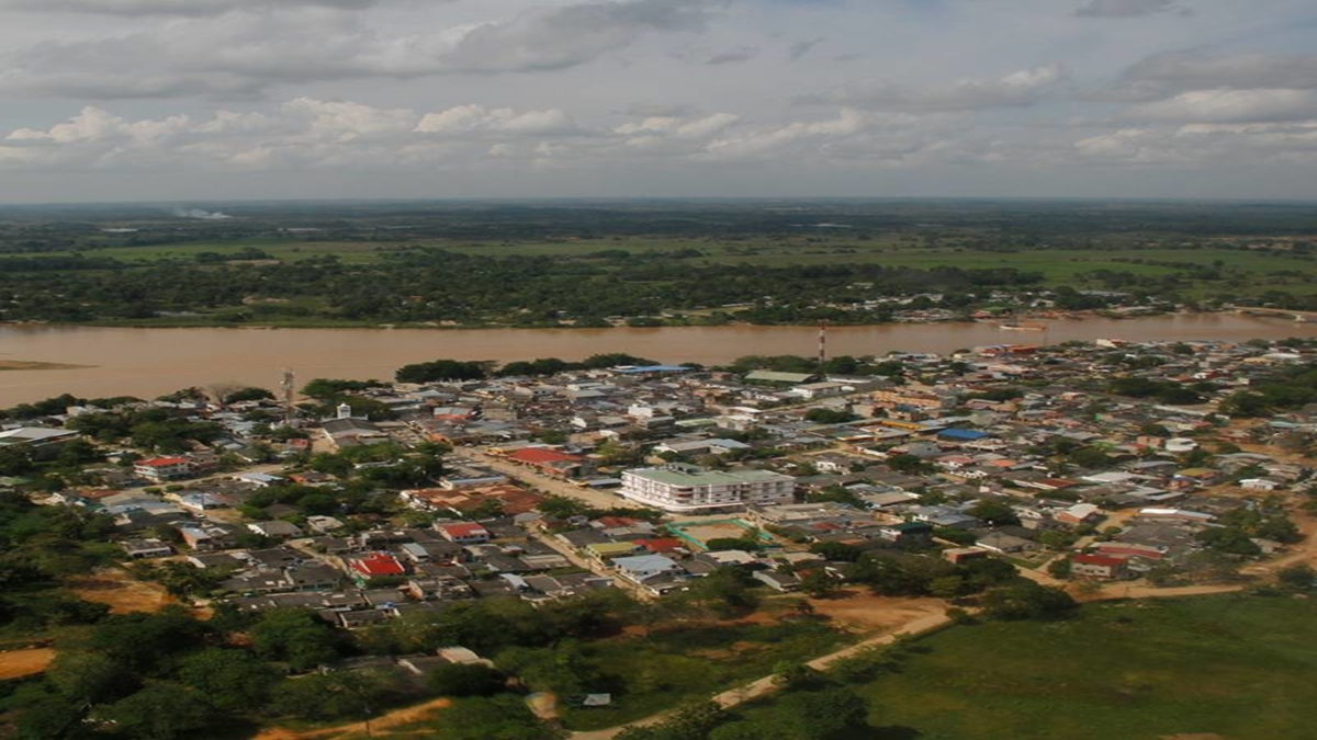 crisis humanitaria El Bagre — Crisis humanitaria en El Bagre por ataques con drones y disputa armada