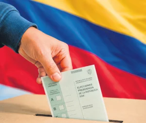 Participación ciudadana — La Participación Ciudadana: Pilar Clave en la Segunda Vuelta Presidencial de Col
