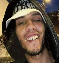 asesinato Kevin Parra — Investigan Asesinato Kevin Parra Molina: Cuatro Puñaladas Sin Robo Aparente