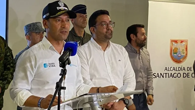 Respuesta ministro Defensa — Respuesta ministro Defensa: Pedro Sánchez califica de injuria acusaciones de sen